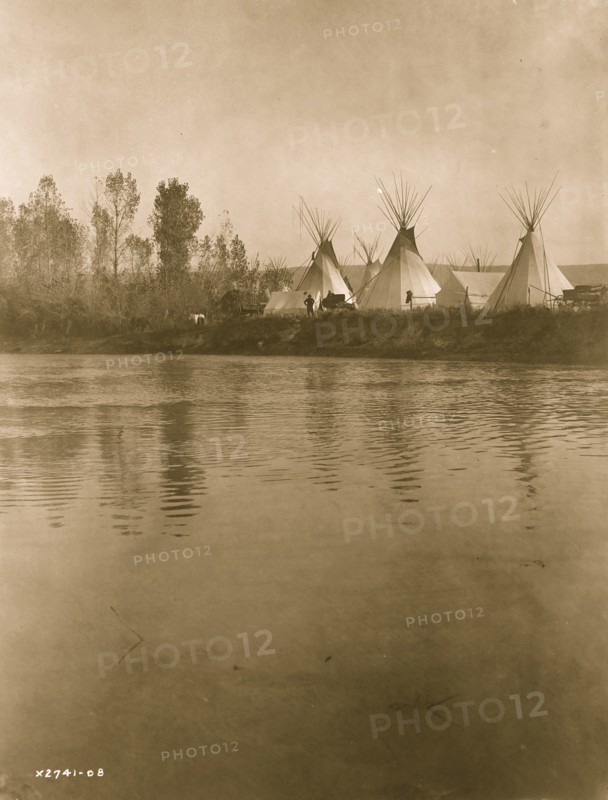 On the rivers edge 1908
