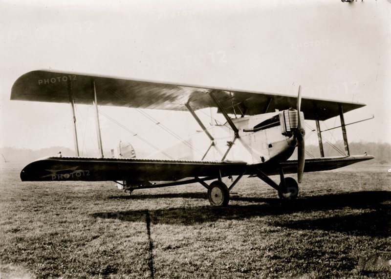 Douglas World Cuiser plane