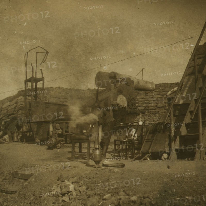 Early morning in a Russian battery  1905