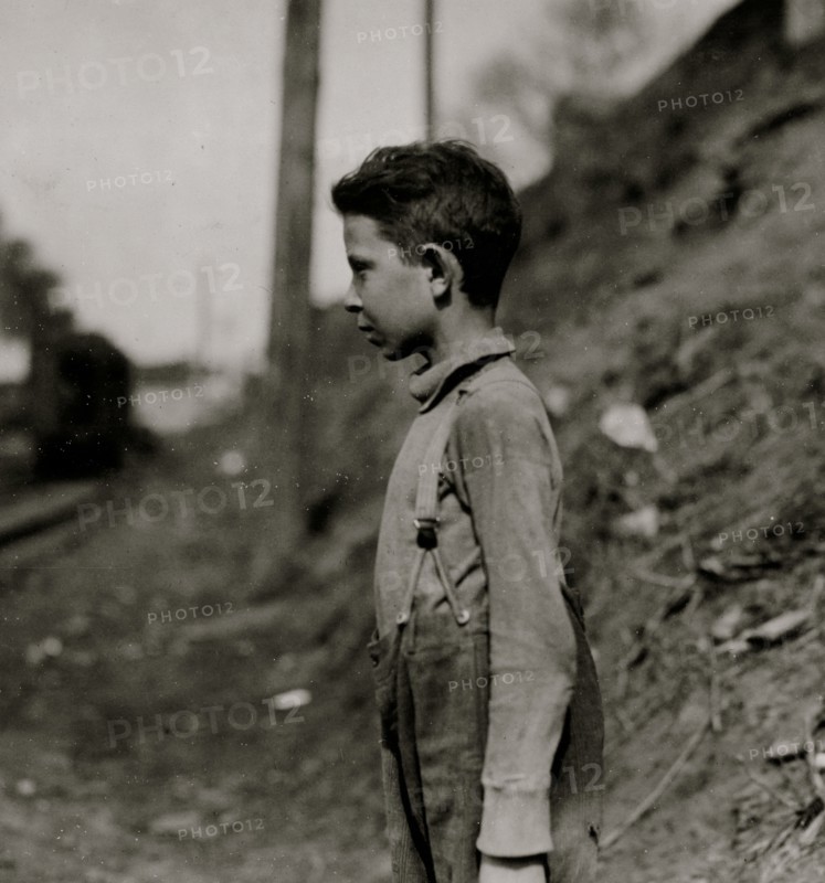 Eleven-year-old bakery worker  1917