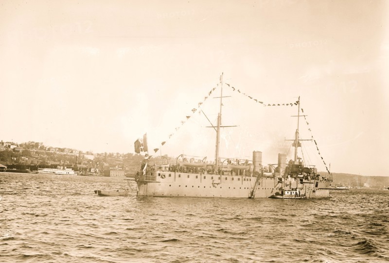 Etna Italian Vessel