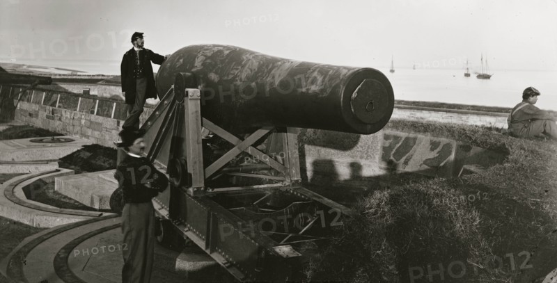 Fort Monroe, Va. The "Lincoln Gun," a 15-inch Rodman Columbiad 1864