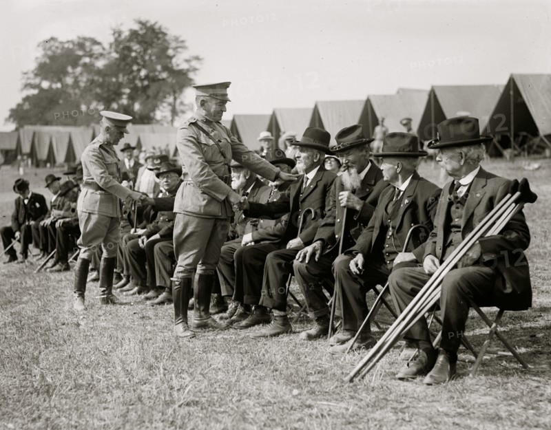Gen. Lejeune & Gen. Dion Williams at Sharpsburg, Md., 9/12/24 1924