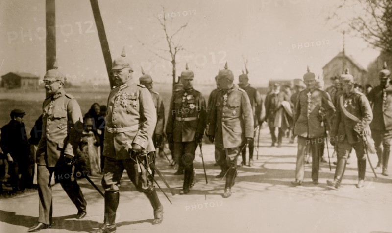 Gen. Von Hindenburg and staff