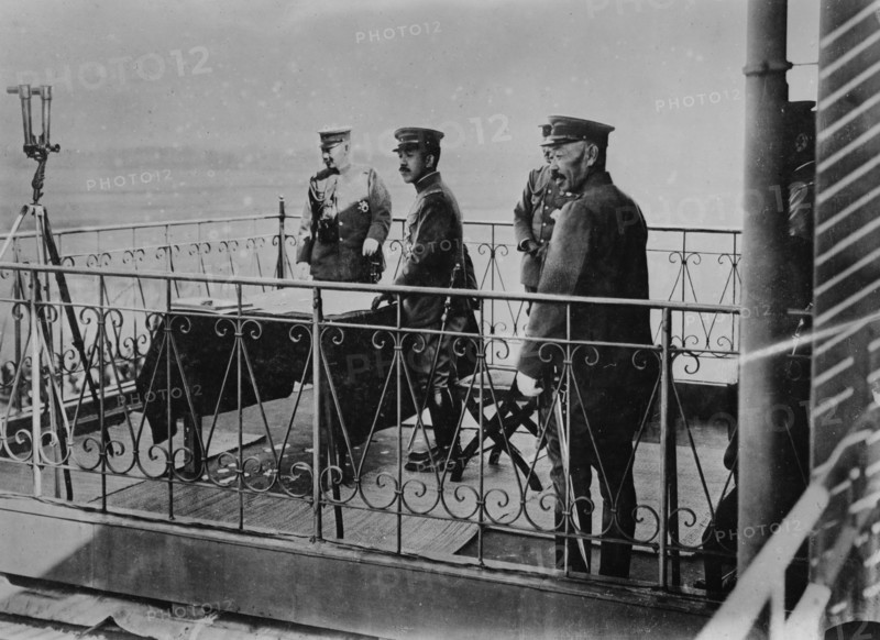 General Oleu -- Emperor of Japan and General Uyehara