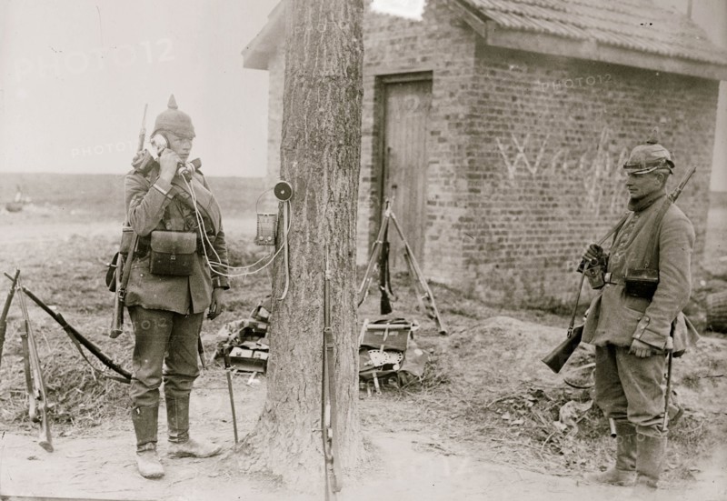 German field telephone