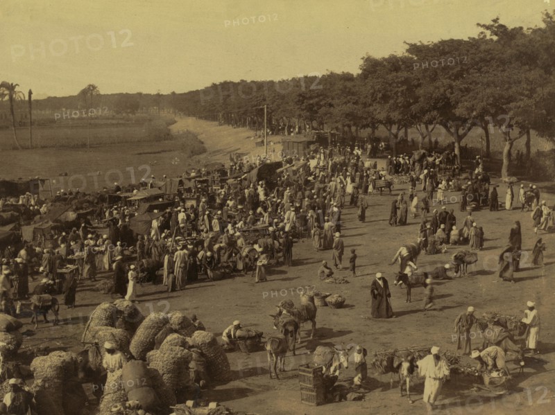Grand bazaar au Kasr el Nil, Cairo  1870