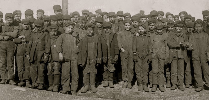 Group of boys working in #9 Breaker Pennsylvania Coal Co., Hughestown Borough, Pittston, Pa.  1908