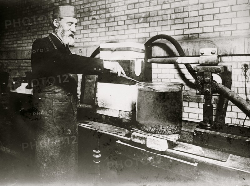 Henri Moissan making diamonds nown