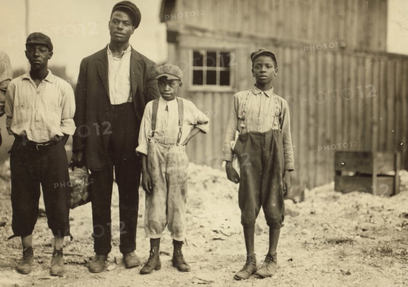 Glass Factory Children 1911