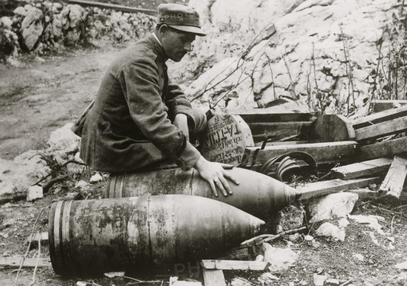 Italian & Captured Austrian shell