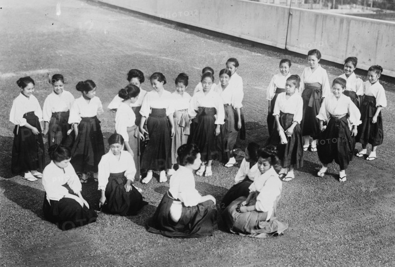 Japanese Telephone Girls