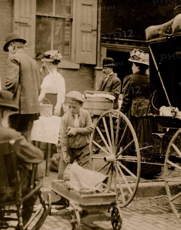 King Street Market in Wilmington sees young vendors selling fruits & Vegetables 1910