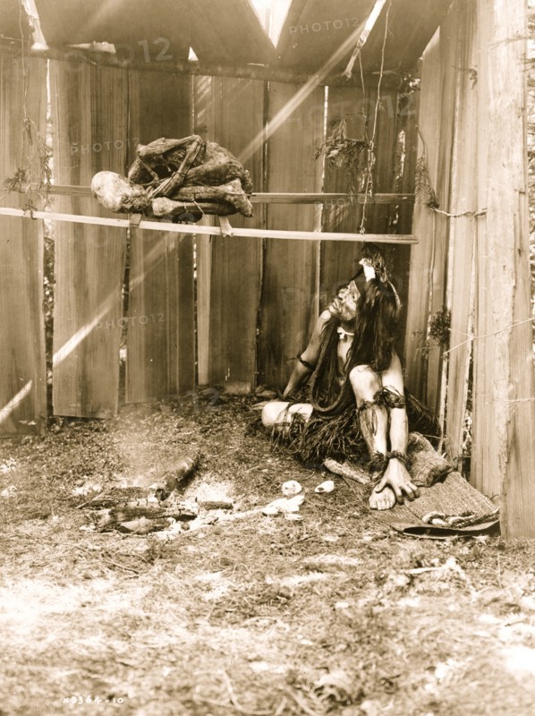 The drying mummy 1910