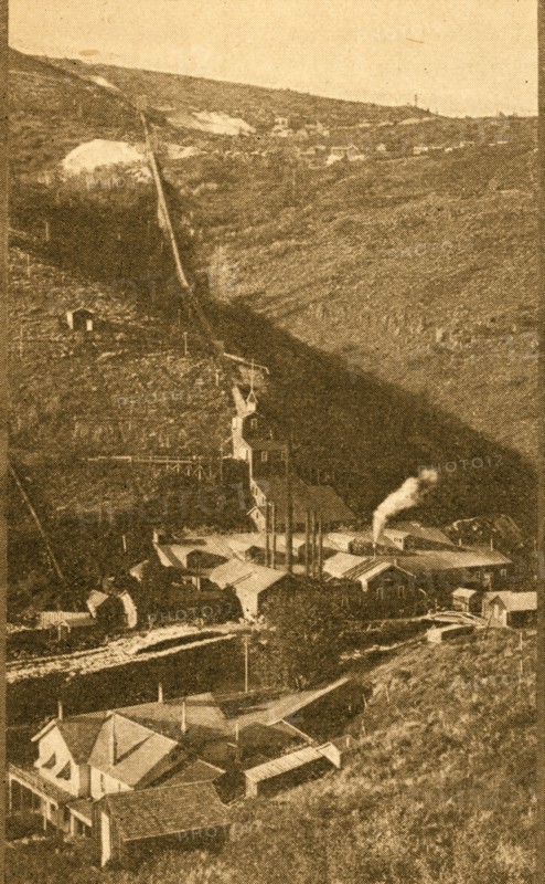 Quartz mine and mill - famous de Lamar mine and mill