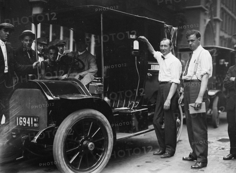 Insp. Walsh condemning taxicab 1913