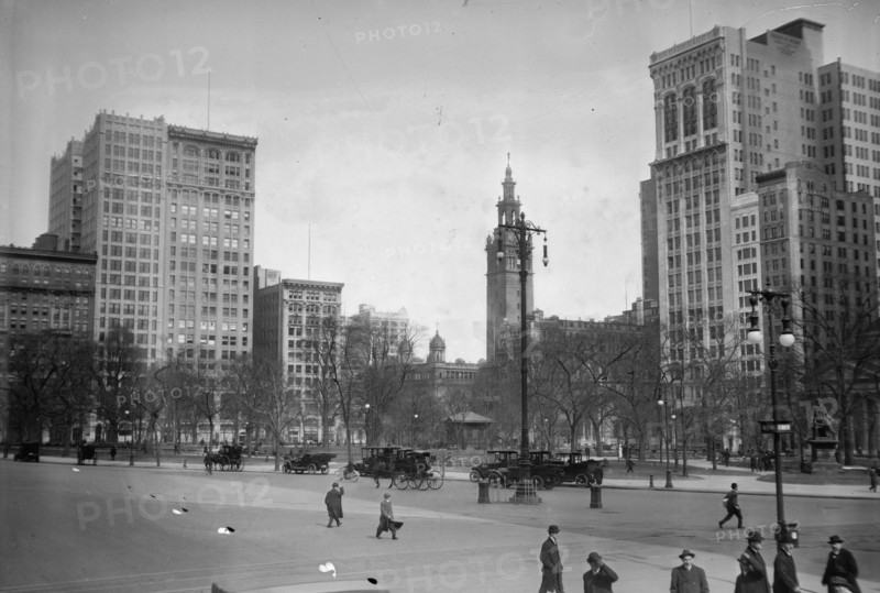 Once a Square with a Garden 1912