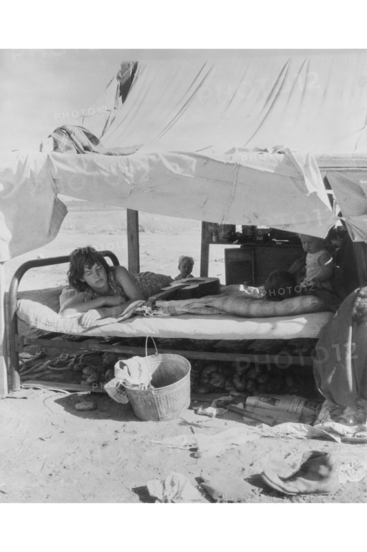 Oklahoma potato picker's family encamped  1935