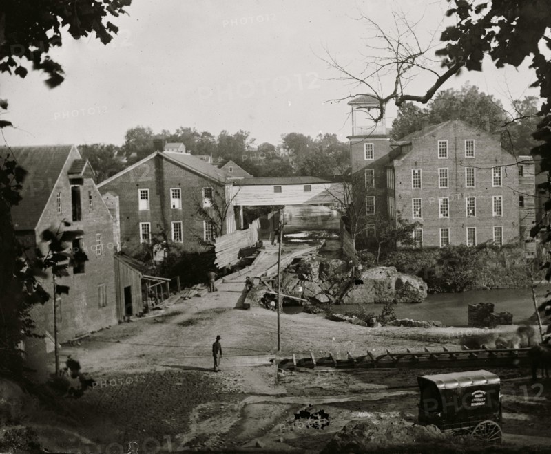 Petersburg, Va. Mills; photographic wagon of Engineer Dept. in foreground 1865