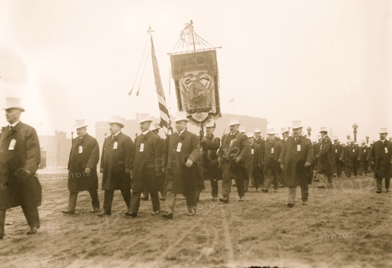 Taft Inaugural Parade, J.G. Blaine marching before Young Men's Club of Cincinnati, Washington, D.C 1909
