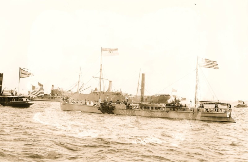 Replica of the Clermont 1907