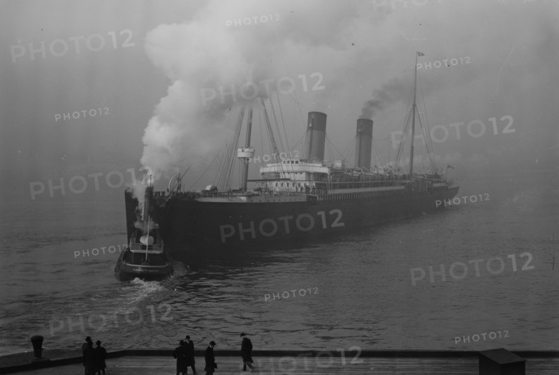 New York Tugs France 1912