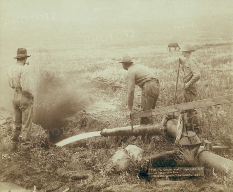 Golden work. Hydraulic mining. 1890