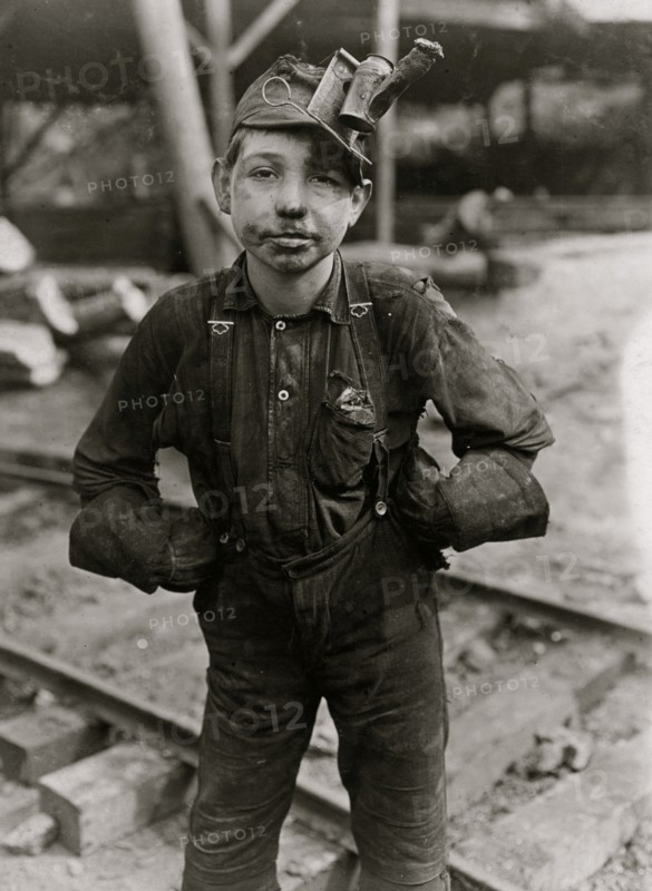 Tipple Boy, Turkey Knob Mine, Macdonald, W. Va.  1908