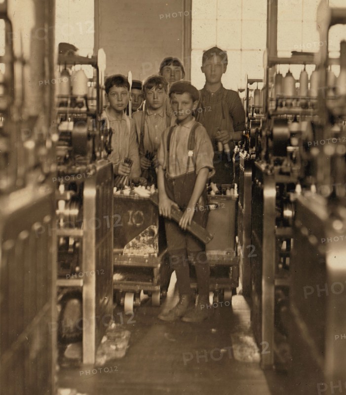 Young doffers in Mollahan Mills, Newberry, S.C.  1908