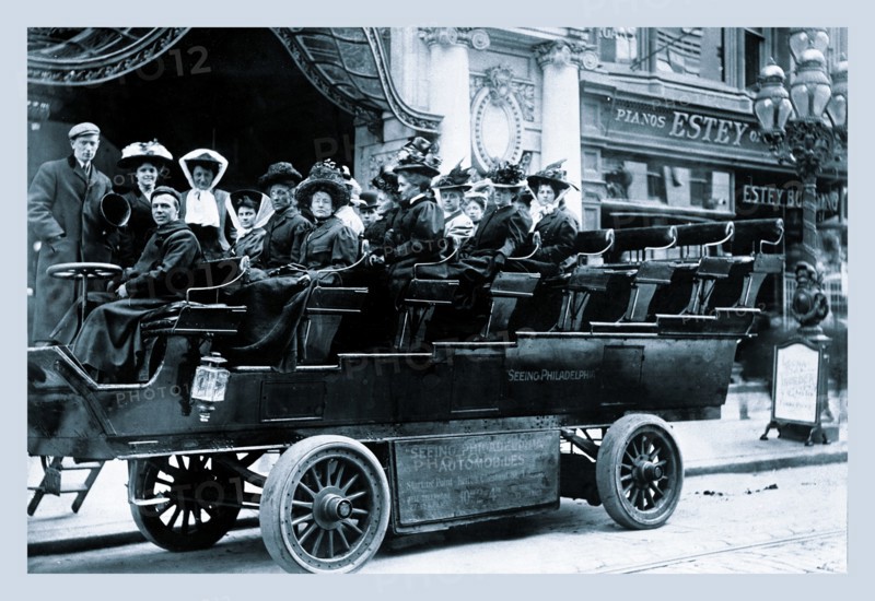 Women On A Tour, Philadelphia, PA