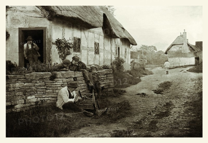 Old Chair Mender 1890