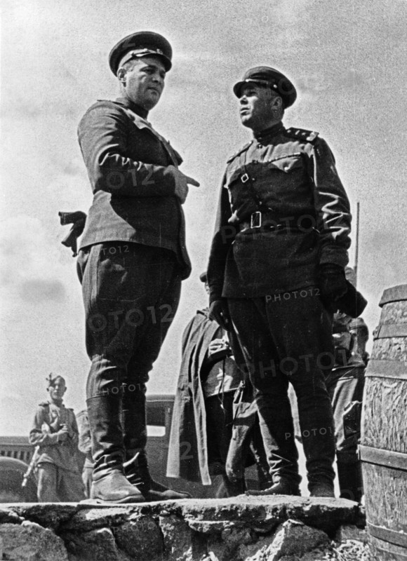 General ivan chernyakhovsky (left), commander of red army troops of the third belorussian front, world war 2.