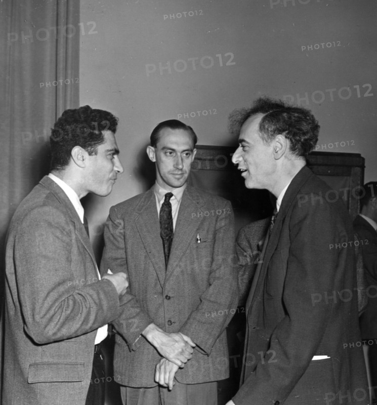 Lev landau, scientist, participants at scientific conference on high energy particles, left to right: prof, jack steinberger, columbia university (usa); prof, l, riddiford (uk); lev landau of ussr, moscow, may 1956.