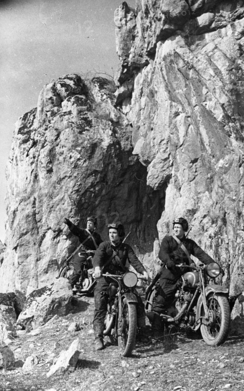 Soviet motorcyclist scouts at the southern front, april 1942.