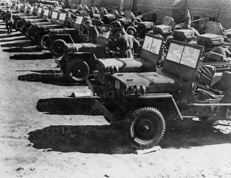 Soviet red army soldiers with us-made jeeps on the way to the front, world war 2, american aid, lend lease program.