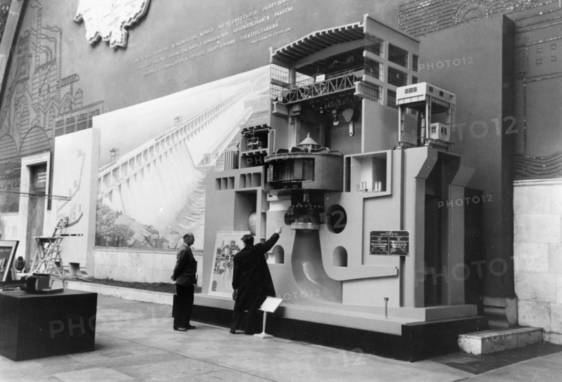 A model of the bratsk hydro-electric power plant on display at the ussr agricultural exhibition and the ussr industrial exhibition in moscow, 1957, the plant has a capacity of 204,000 kw, at the time, the world's most powerful.