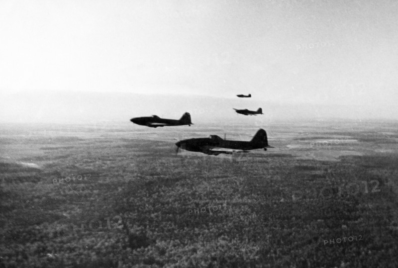 Soviet ilyushin 2 stormovik fighter planes headed for the western front during world war 2.