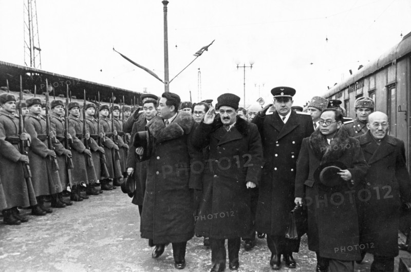 The north korean government delegation passing the honor guard at yaraslavl station upon their arrival in moscow, 1949(?), (left to right: kim il sung, a,i, mikoyan, a,a, gromyko, pak heun yung (pak hen yen).