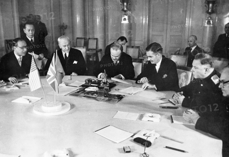 Third moscow conference, 1943, the four signatories to the moscow declaration (left to right): foo ping-sheung, mr, cordell hull, vyacheslav molotov, mr, anthony eden, marshal klementi voroshilov looks on.