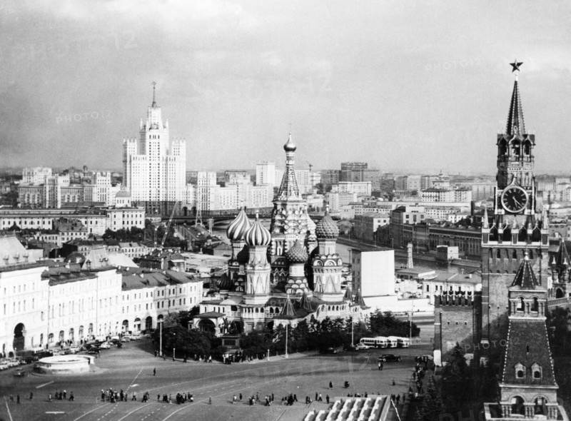 Moscow in the 1950s, the lower end of red square showing the spasskaya tower (right) and st, basil's cathedral.
