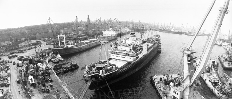 A view of the odessa seaport, ukrainian ssr, october 1982.