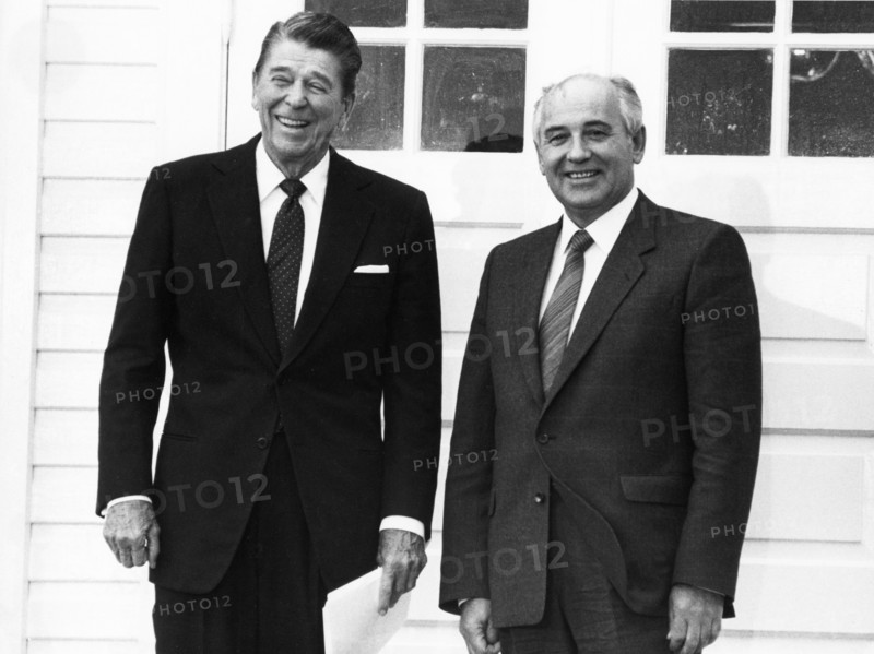 General secretary of the cpsu central committee mikhail gorbachev and president ronald reagan of the usa after their summit meeting in reykjavik, iceland on october 12, 1986.