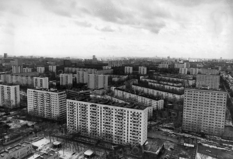 Moscow residential area, apartment blocks, ussr, 1989.