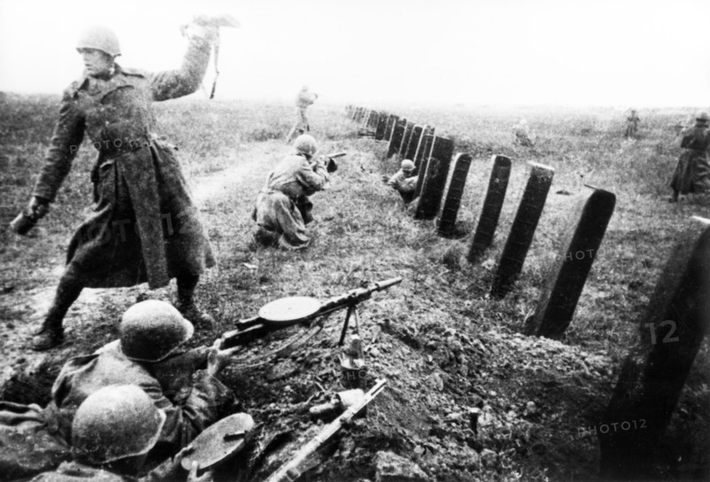 Soviet troops during a military operation in odessa region at the the third ukrainian front, april 1944.