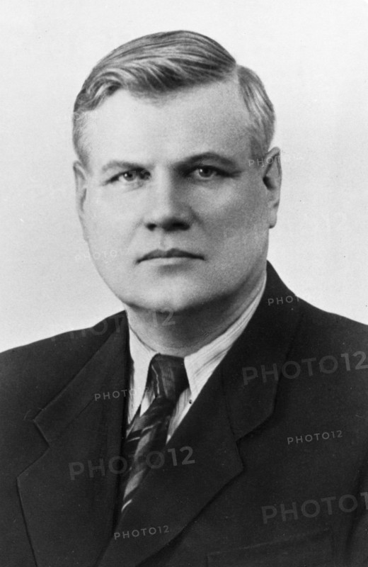 Yuri yevgenievich maksarev, chairman of the state scientific - technical committee of the ussr council of ministers, march 1958.