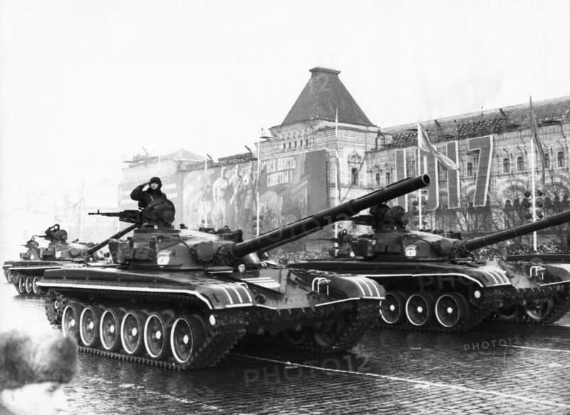 Soviet t-72 tanks during a military parade in red square, november 7, 1980.