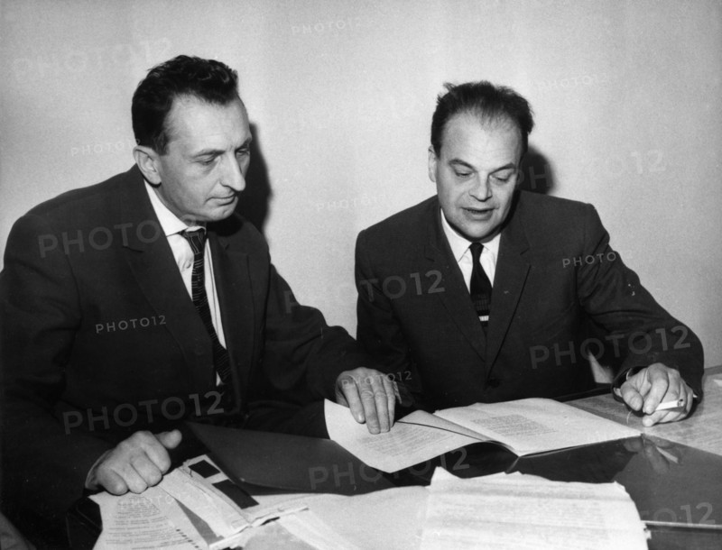 Soviet scientists nikolai basov (right) and alexander prokhorov, winners of the nobel prize in quantum electronics, 1964.