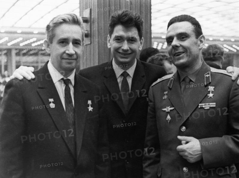 Voskhod 1, soviet cosmonauts (l to r) constantine feoktistov, boris yegorov, and vladimir komarov at a new year's eve gathering in moscow, december 31, 1964.