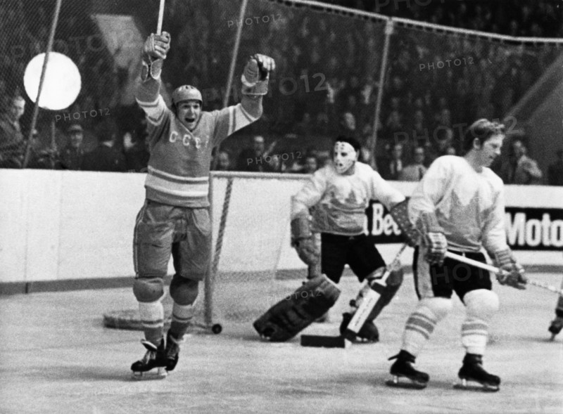 Alexander maltsev (left) after scoring during the 1st match between canada and the ussr at the central leningrad stadium won by the soviets, 5 to 4, september 25, 1972.