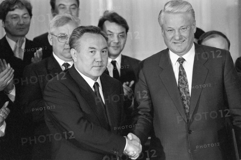 Moscow, president of russia boris yeltsin (r) and president of kazakhstan nursultan nazarbayev are pictured after signing the treaty, may 25, 1992.